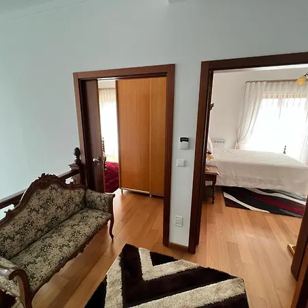 Σπίτι διακοπών Stunning 4-bed House *