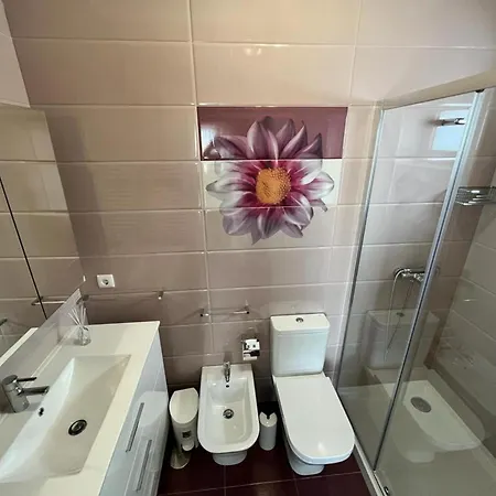 Stunning 4-bed House *