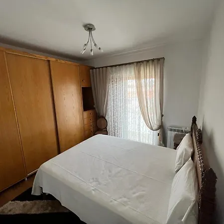 Stunning 4-bed House Σπίτι διακοπών