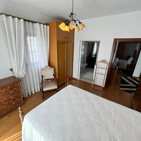 Stunning 4-bed House *